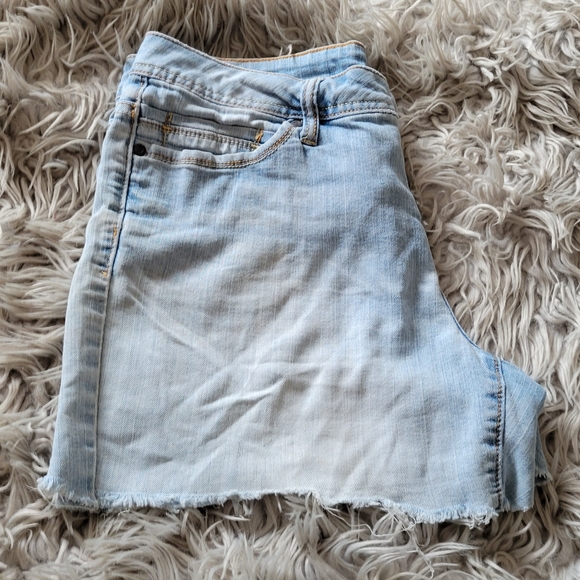 Faded Glory Women's Cut Off Jean Shorts Size 10 - Picture 5 of 5